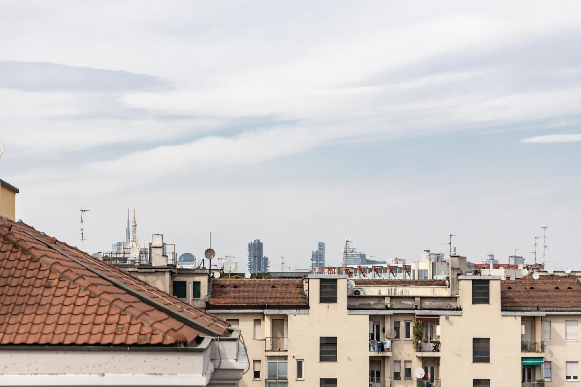 Bocconi'S Nest - Close To Duomo With Terrace Милан Экстерьер фото